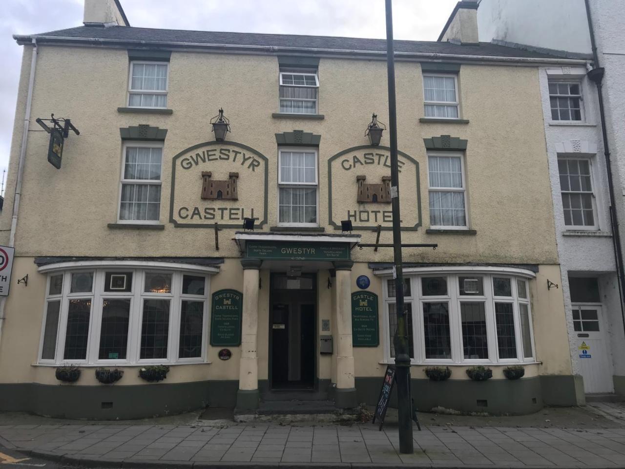 The Castle Hotel Lampeter Zewnętrze zdjęcie